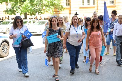 Социални работници на протест за по-високи заплати