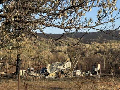 Описват щетите след пожара в калояновското село Отец Паисиево