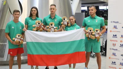 Първата група български олимпийци замина за Париж