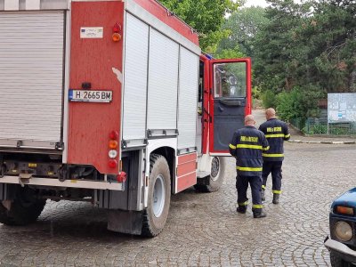 С какво оборудване (не) разполагат огнеборците и какво липсва в пожарните автомобили?
