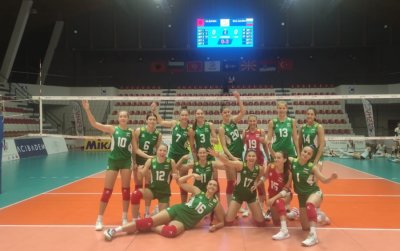 България U20 с категорична победа над Албания на Балканиадата по волейбол