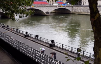 Река Сена е била годна за плуване в шест от седем дни миналата седмица