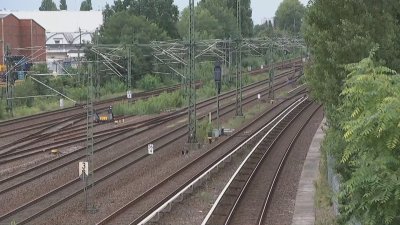 Стотици влакове в Берлин са отменени следващата седмица заради предполагаем саботаж