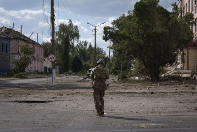 Украйна укрепва позициите си в Курска област