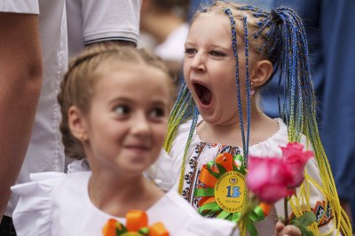 Първи учебен ден за учениците в Сърбия Черна гора Македония