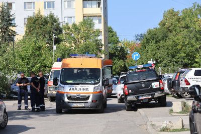 Пострадалият при срутването в НБУ е с множество травми и в тежко състояние