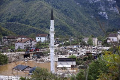 Бедствено положение в Босна и Херцеговина след като внезапно разразила