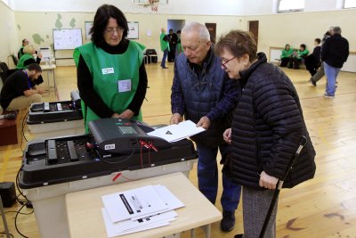 В Грузия се провеждат парламентарни избори които трябва да определят