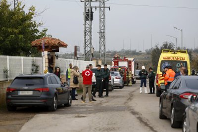 Най малко 10 души загинаха при пожар който избухна рано