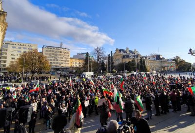 Един човек е задържан във връзка с протестите в София днес