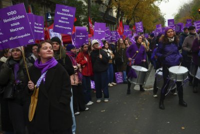 Хиляди демонстрираха в различни градове на Франция против насилието срещу