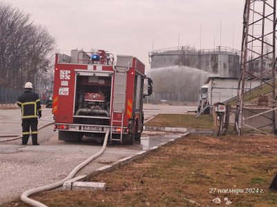 Учение разигра сценарий на авария с пострадали хора в промишлена зона в Русе