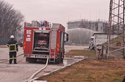 Разиграха авария с пострадали в промишлена зона в Русе