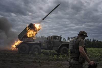 Британският премиер със заявка за преговори за мир в Украйна