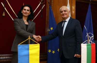 Bulgaria will continue to help Ukraine, Defence Minister told Ukrainian Ambassador