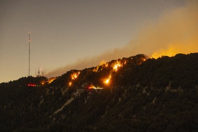 10 са вече жертвите на пожарите край Лос Анджелис Броят