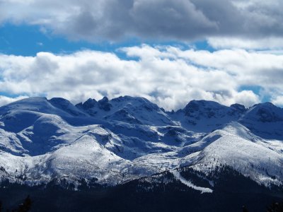 The highest avalanche danger level is in force, Mountain Rescue Service warns