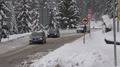 Няма затворени пътища в Смолянска област заради снега