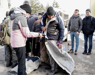 20 души без покрив над главата си получиха специална екипировка