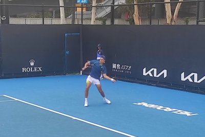 Александър Василев отпадна на осминафиналите на двойки при юношите Australian Open