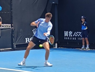 Александър Василев отпадна на осминафиналите на сингъл при юношите на Australian Open