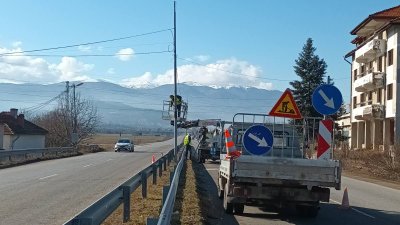 От днес започва поставянето на предпазна мрежа на пътя Кюстендил