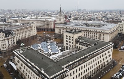 Първа опасност от вот на недоверие към кабинета Желязков а