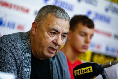 Президентът на федерацията по плувни спортове осъди Антъни Иванов
