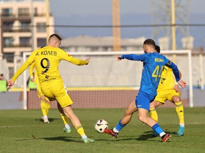 Алекс Колев ще се подложи на операция и ще пропусне първите мачове на Левски след зимната пауза
