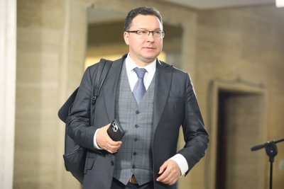 Депутати питат - вътрешният министър отговаря: Имало ли е натиск върху полицай?