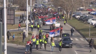 Днес в Сърбия протестиращите блокираха един от белградските мостове и