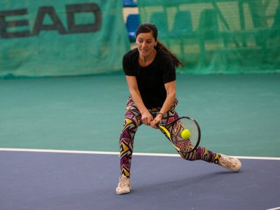 Велиева спаси четири мачбола, за да си проправи път към финала на държавното по тенис