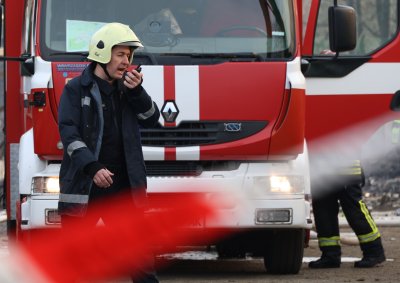 Голям пожар избухна в столичния квартал Банишора Сигналът е подаден 3