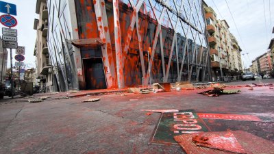 Министерският съвет осъжда поругаването на сградата на ЕП и ЕК в София