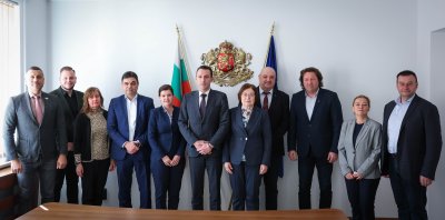 Министър Пешев обсъди с представители на НСОРБ развитието на спорта у нас