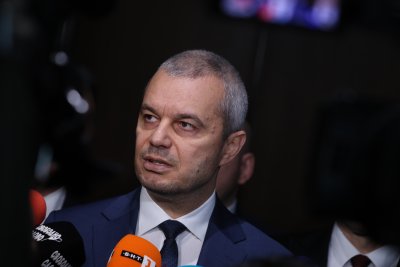 Костадинов: Подготвяме протести в цялата страна с искане за запазване на българския лев