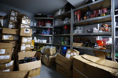 Over 17,000 Illegal Vapes Found During Raid in Sofia