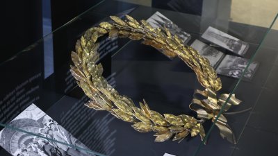 НВИМ показва златния венец, поднесен от цар Борис III при откриването на Паметника на свободата