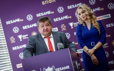 Черно море: Атанас Караиванов е интригант, който настройва феновете срещу Илиан Илиев