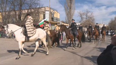 Тодоровден е - конните полицаи демонстрират уменията си