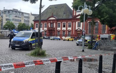 Кола се вряза в група хора в германския град Манхайм