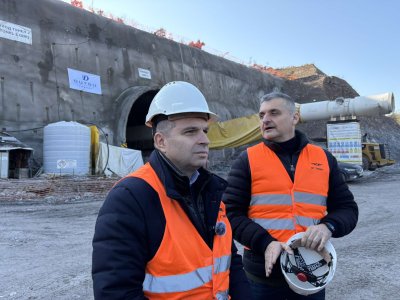 Строителството на жп линията Елин Пелин - Септември: Преработват проекта