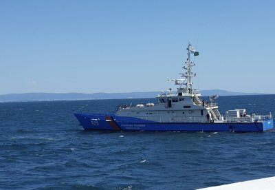 Бедстващи чужденци бяха спасени от граничния полицейски кораб "Обзор"