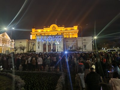 Задържаха мъж, пуснал фойерверки на протеста на "Правосъдие за всеки" в София