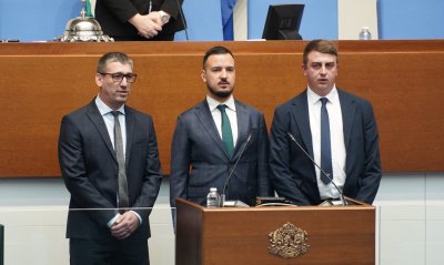 Част от новите народни представители положиха клетва