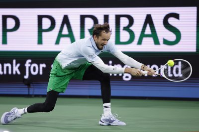 Даниил Медведев набира скорост в Индиън Уелс