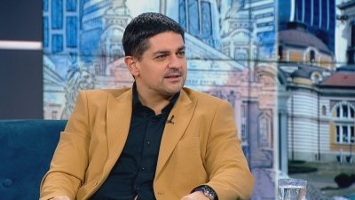 Радостин Василев: МЕЧ ще инициират разговори за махането на Наталия Киселова като председател на НС