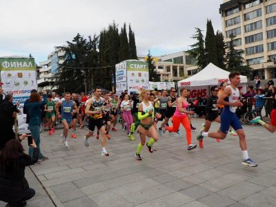 Стара Загора посреща юбилейния си десети маратон с нови бонуси и премии