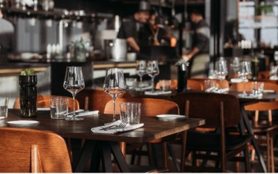 Darkness and silence for 9 minutes: hoteliers and restaurateurs protest demanding 9% VAT