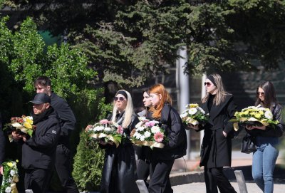 Северна Македония изпраща загиналите младежи от Кочани в последния им път